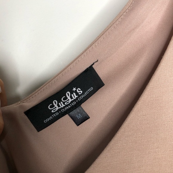 V Neck Dress - Picture 3 of 3